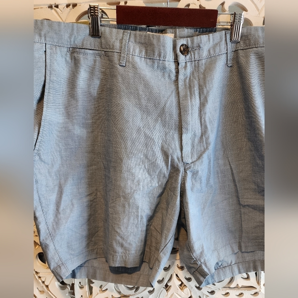 GOODFELLOW & CO. FLAT FRONT 7 INSEAM LIBED SHORTS NWT SZ 42